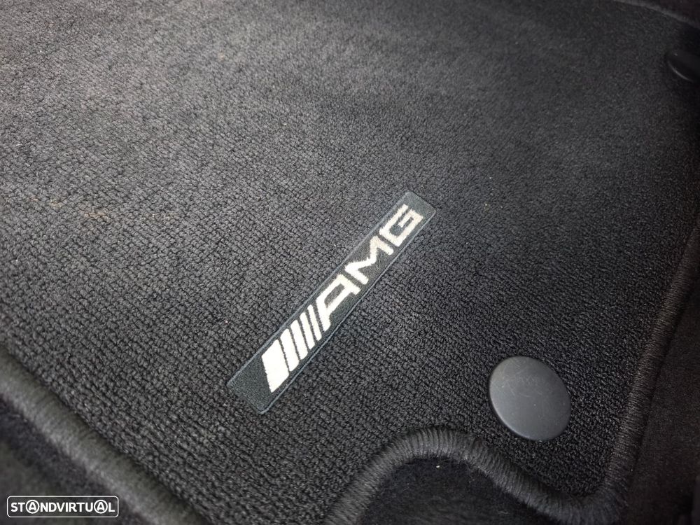 Mercedes-Benz E 350 D AMG - 19