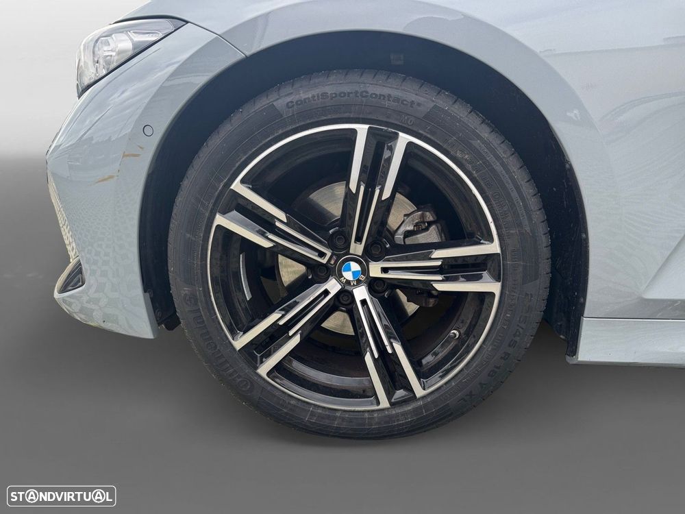 BMW 320 d Touring Pack Desportivo M Auto - 14