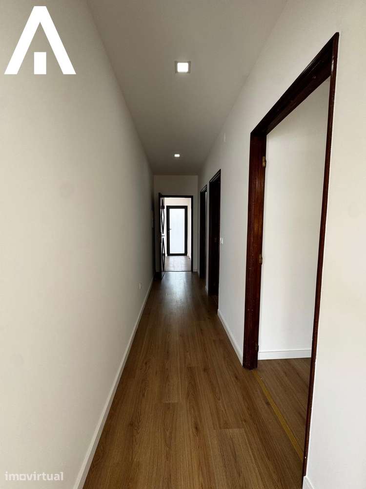 Andar Moradia T2+1 - Grande imagem: 4/8