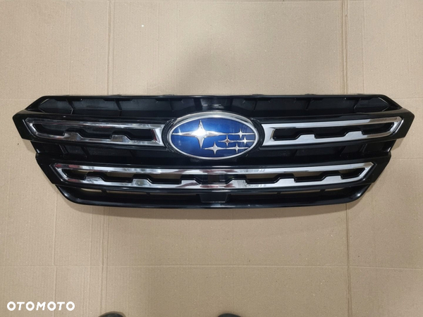 GRILL ATRAPA Subau Outback gg210-19490