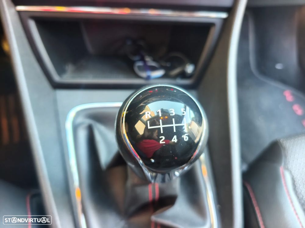 SEAT Leon ST 2.0 TDI FR S/S - 9