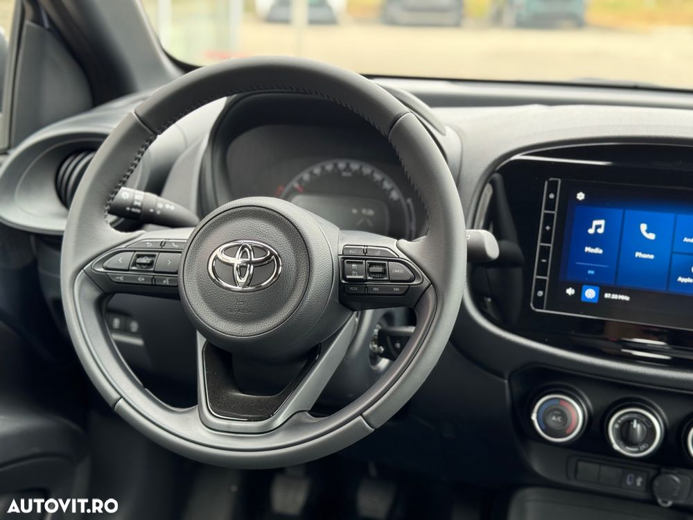 Toyota Aygo X 1.0l MT Active - 14
