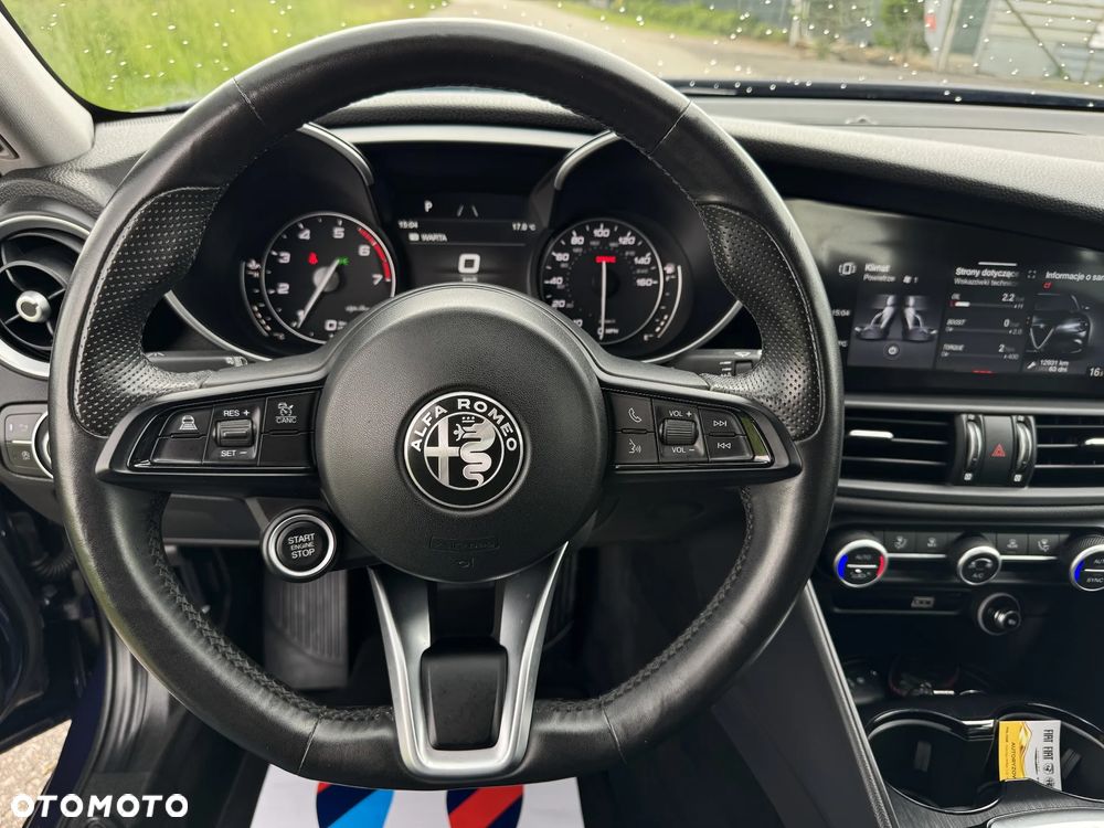 Alfa Romeo Giulia 2.0 Turbo Veloce - 34