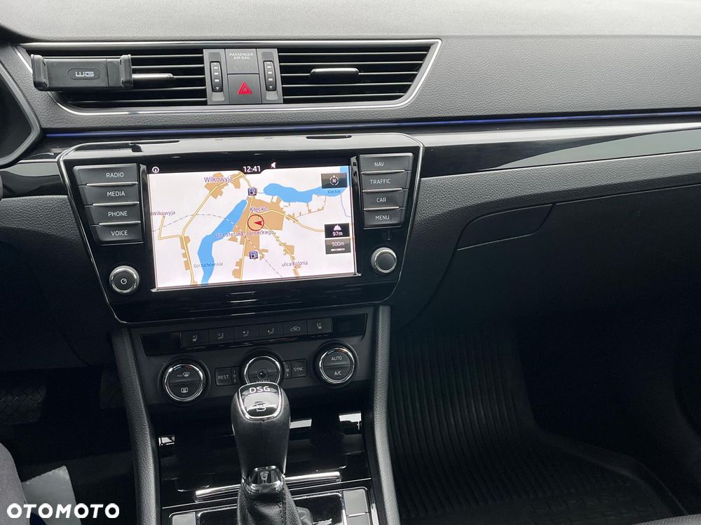 Skoda Superb 2.0 TDI L&K DSG - 12