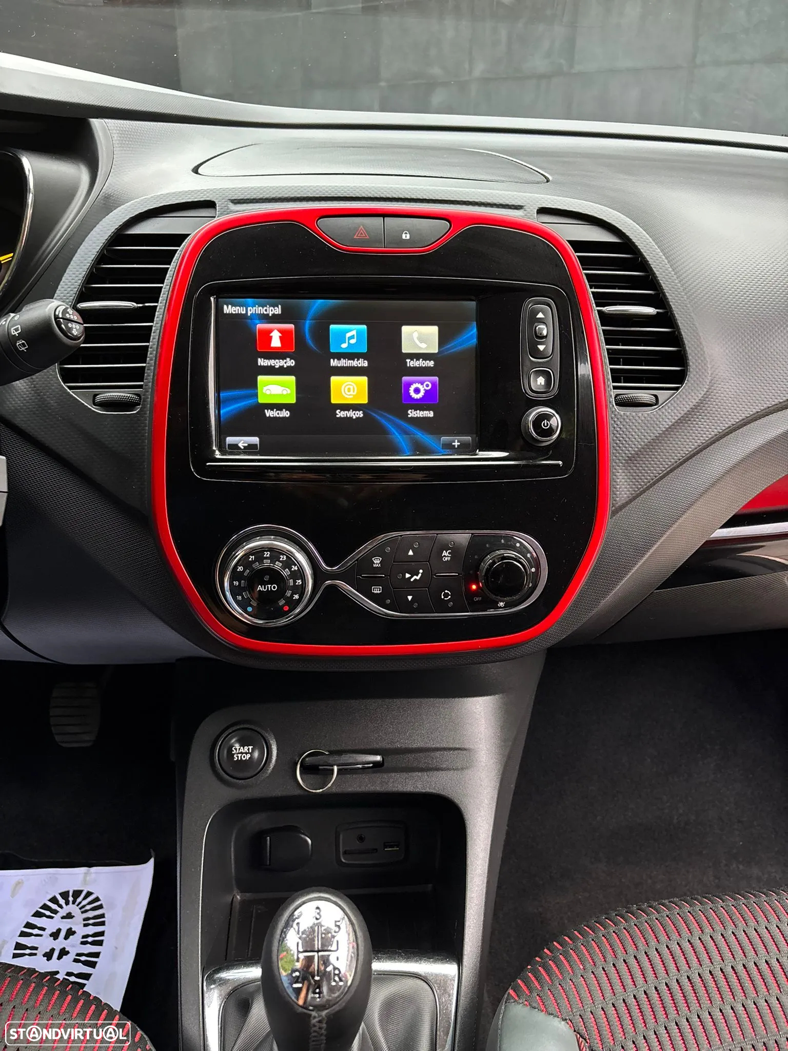 Renault Captur 0.9 TCE Helly Hansen - 20