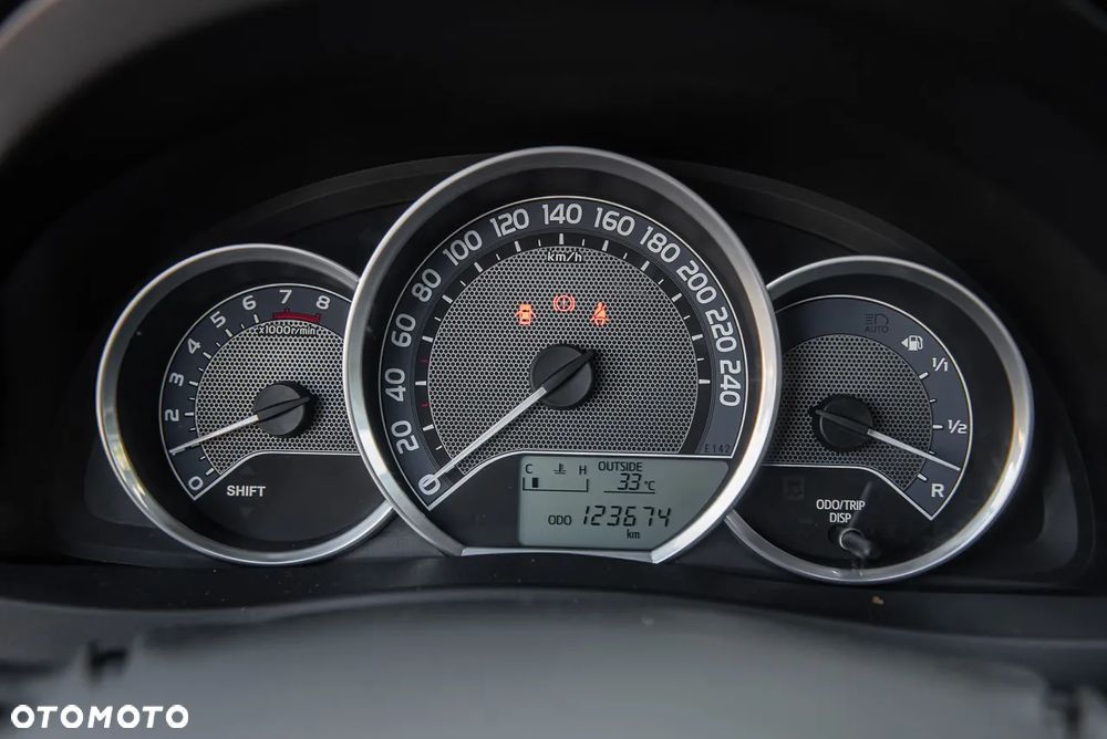 Toyota Auris 1.6 Premium - 19