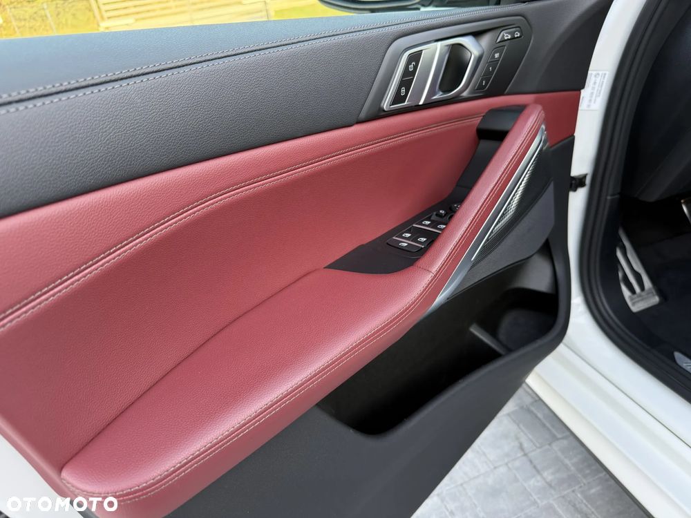 BMW X6 xDrive30d - 10