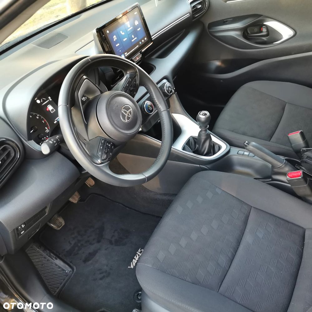 Toyota Yaris 1.5 Comfort - 16