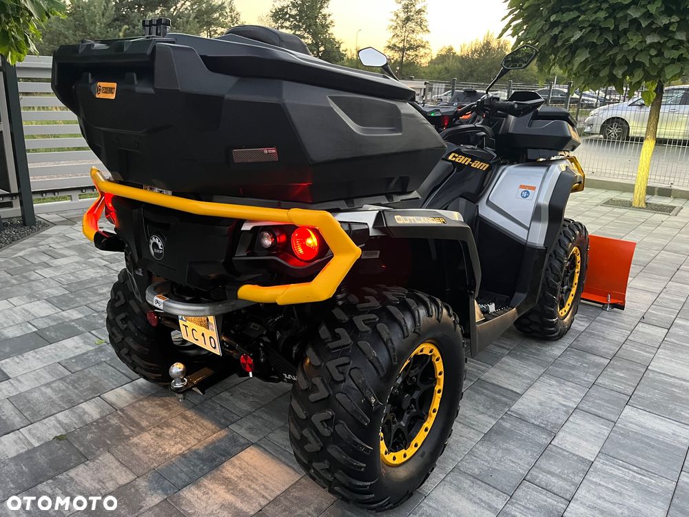 Can-Am Outlander Max - 9