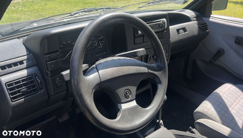 Volkswagen Polo - 7