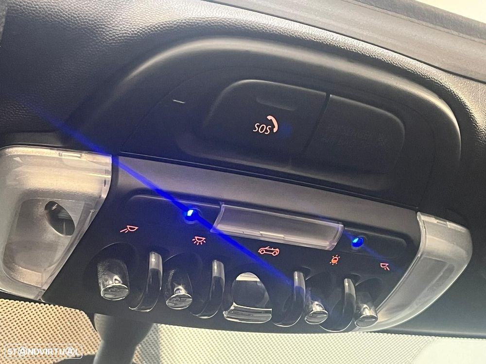 MINI Cabrio Cooper Sidewalk Special Edition - 49