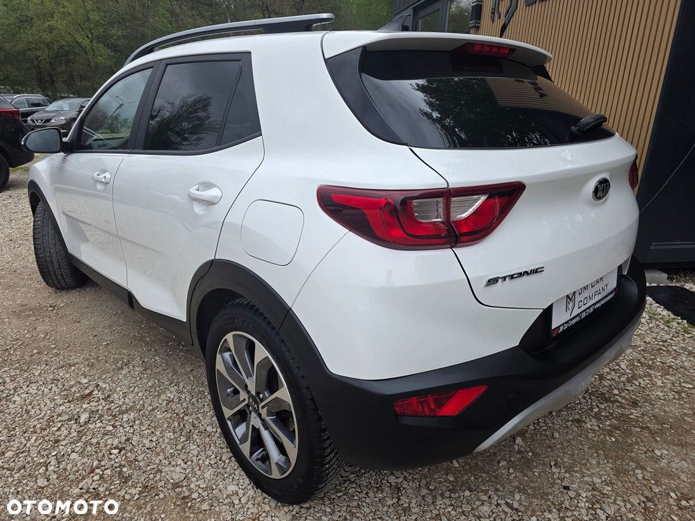 Kia Stonic - 4