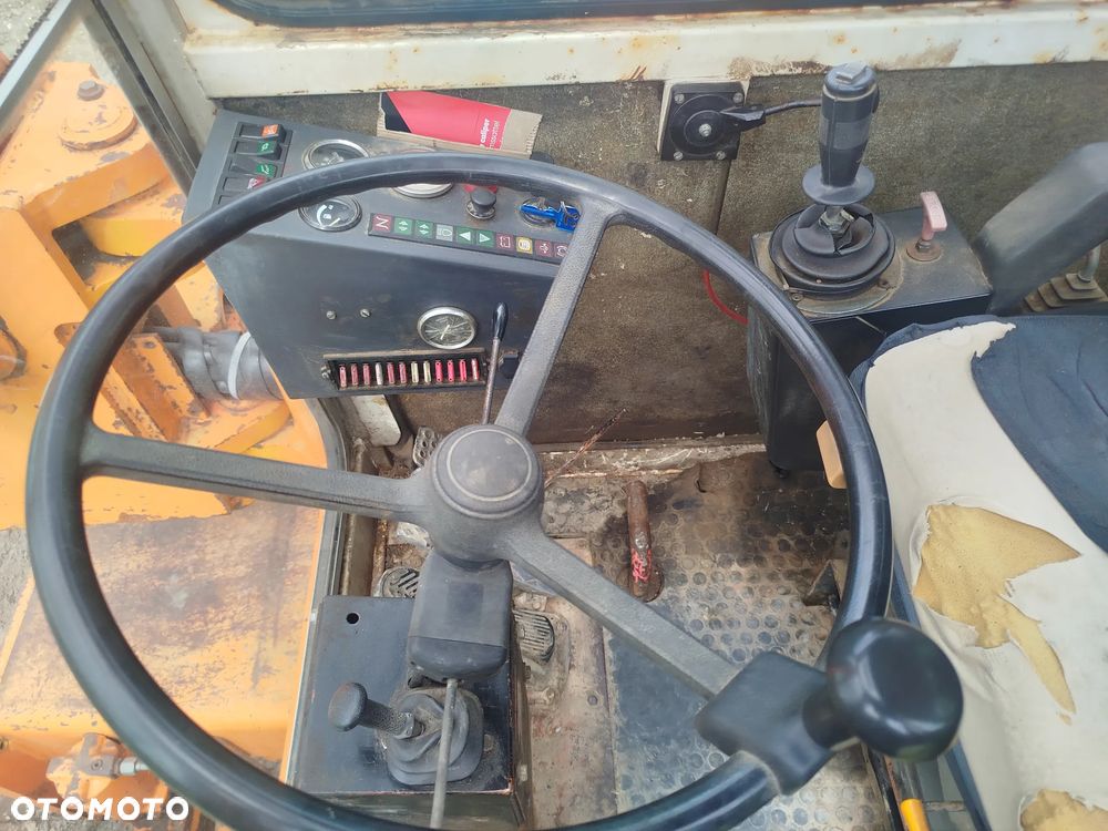 Schaeff HML40 - 5
