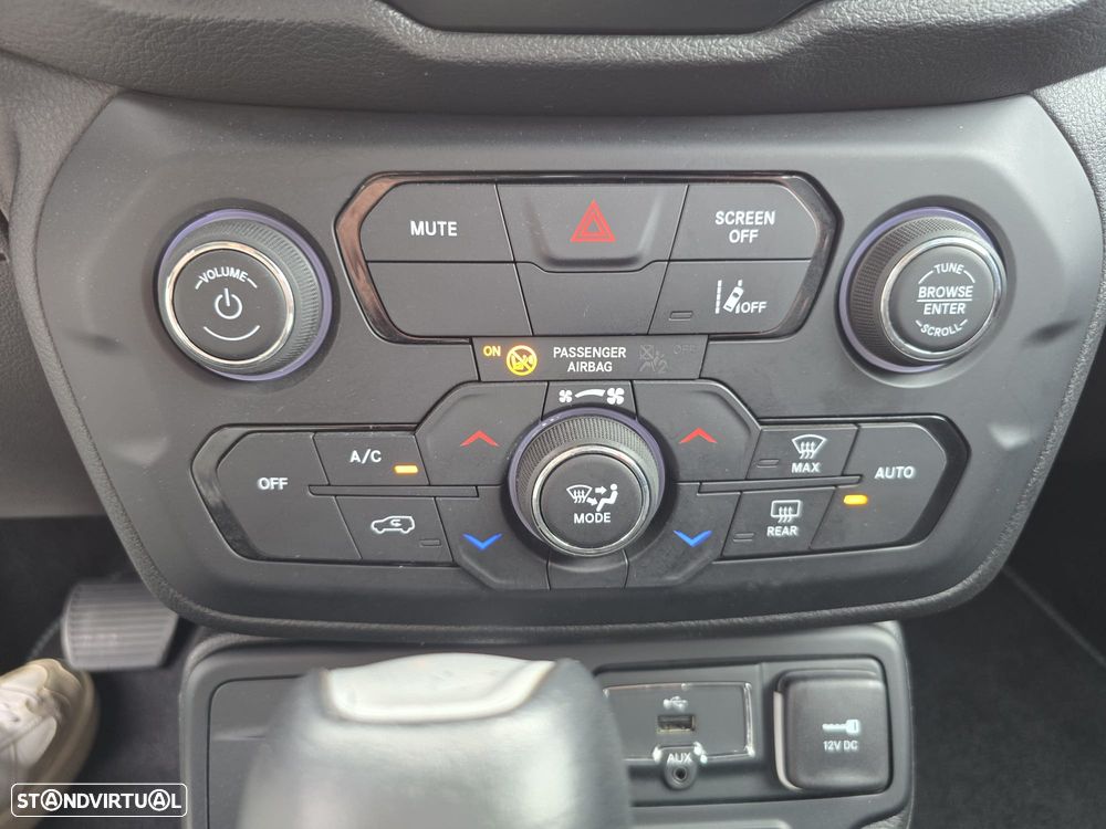 Jeep Renegade 1.3 TG Upland - 21