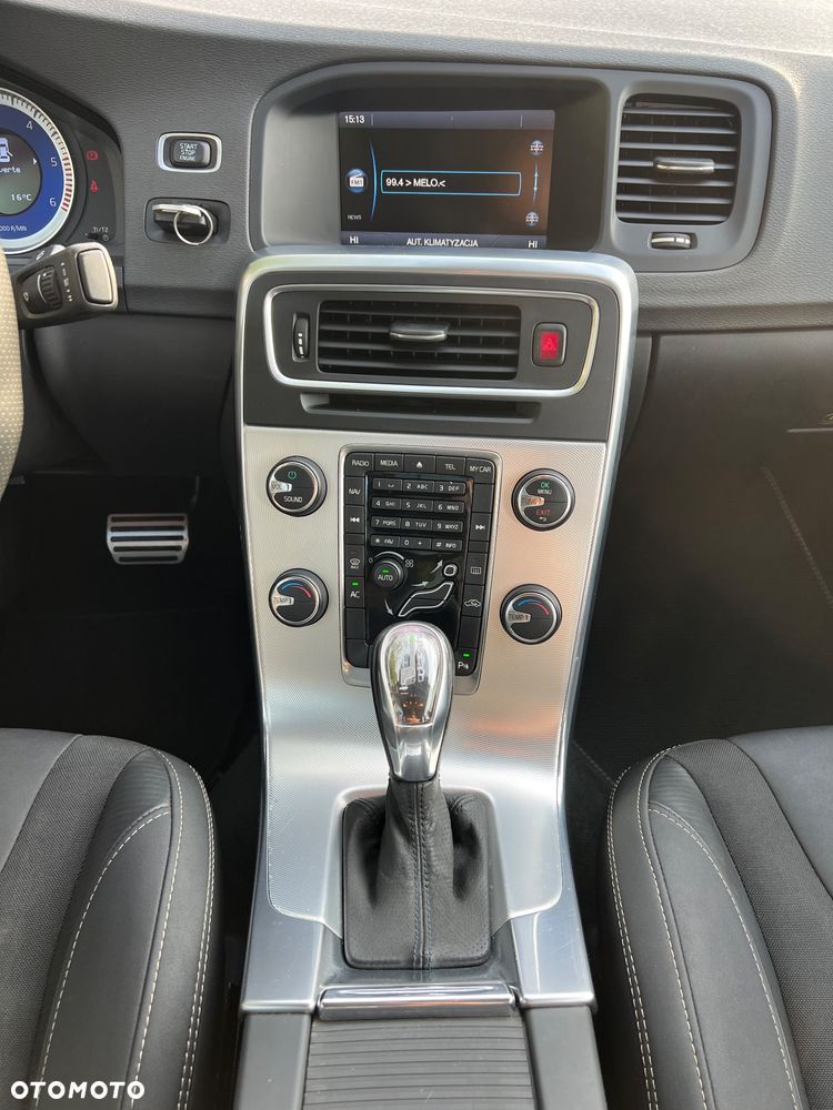 Volvo S60 D3 Geartronic RDesign - 16