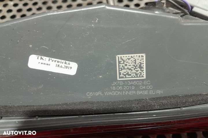 Lampa / Tripla stop dreapta pe hayon JXB-13A602-EC JXB-13A602-EC Ford - 4