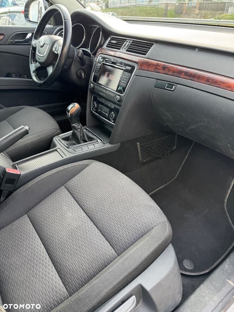 Skoda Superb 2.0 TDI Elegance - 17