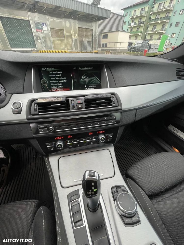 BMW Seria 5 520d xDrive AT - 15