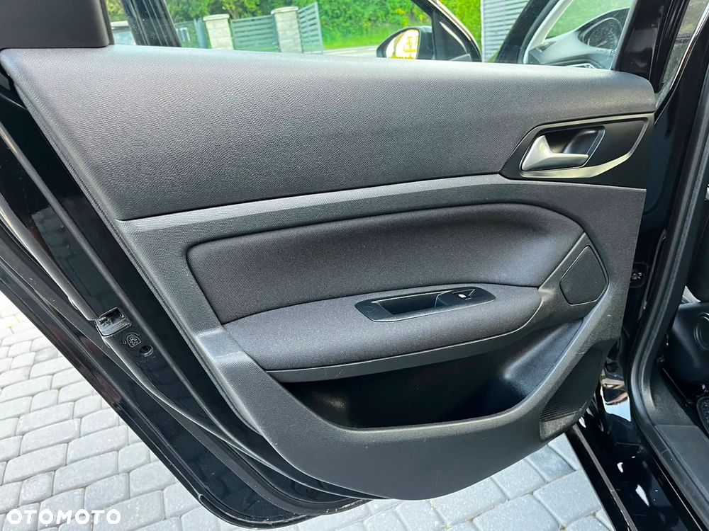 Peugeot 308 - 14