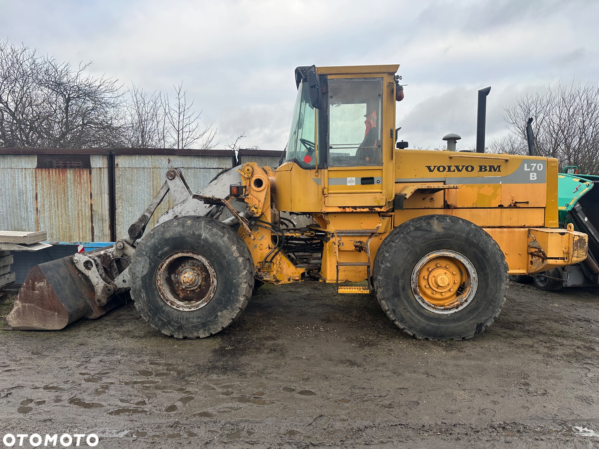 Volvo L70B 2m3 4x4 3 wajchy - 13