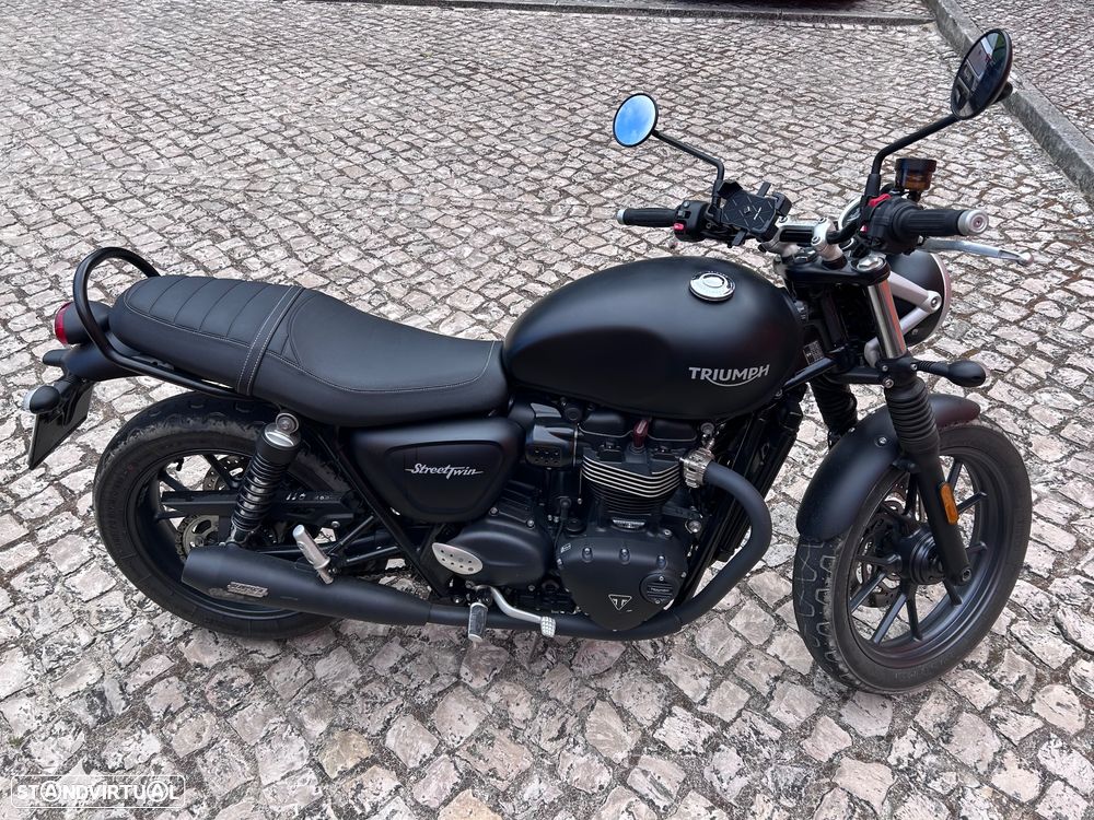 Triumph Street Twin - 2