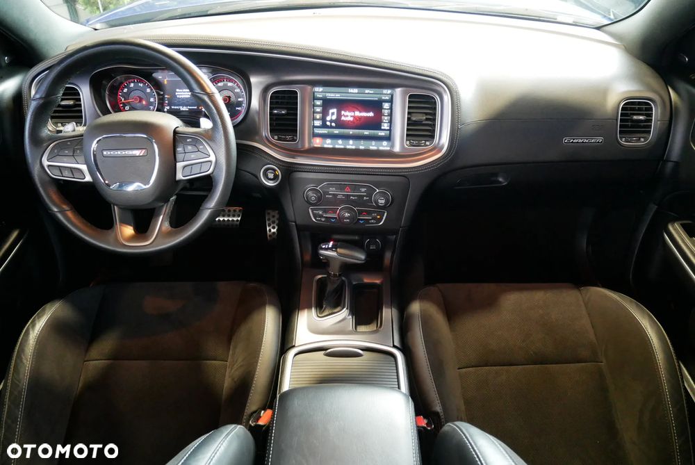 Dodge Charger 3.6 GT - 18