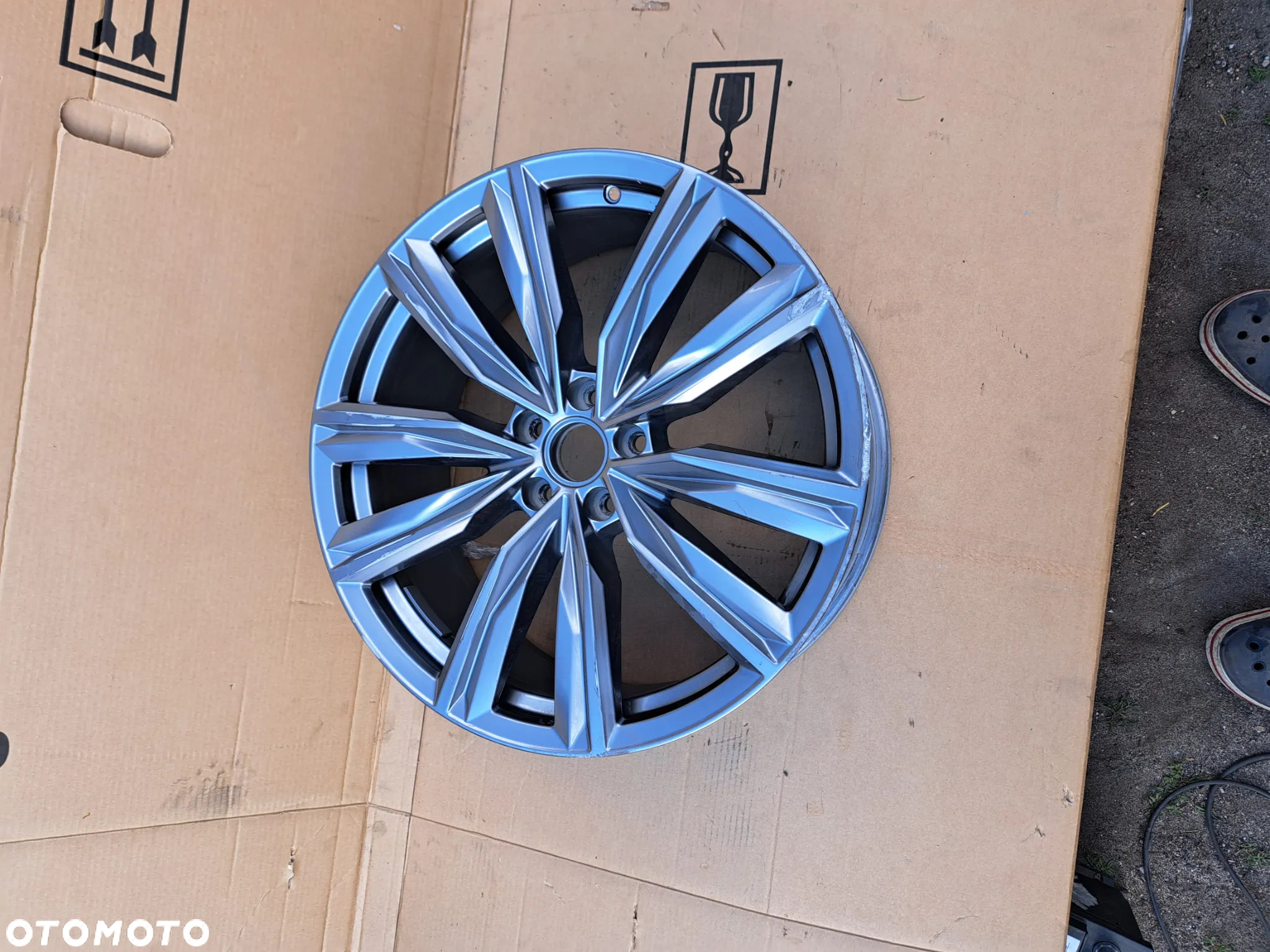 Felga aluminiowa VW Tiguan II 20 Cali 8Jx20H2 ET 41 5NA601025H 5NA601025J - 10