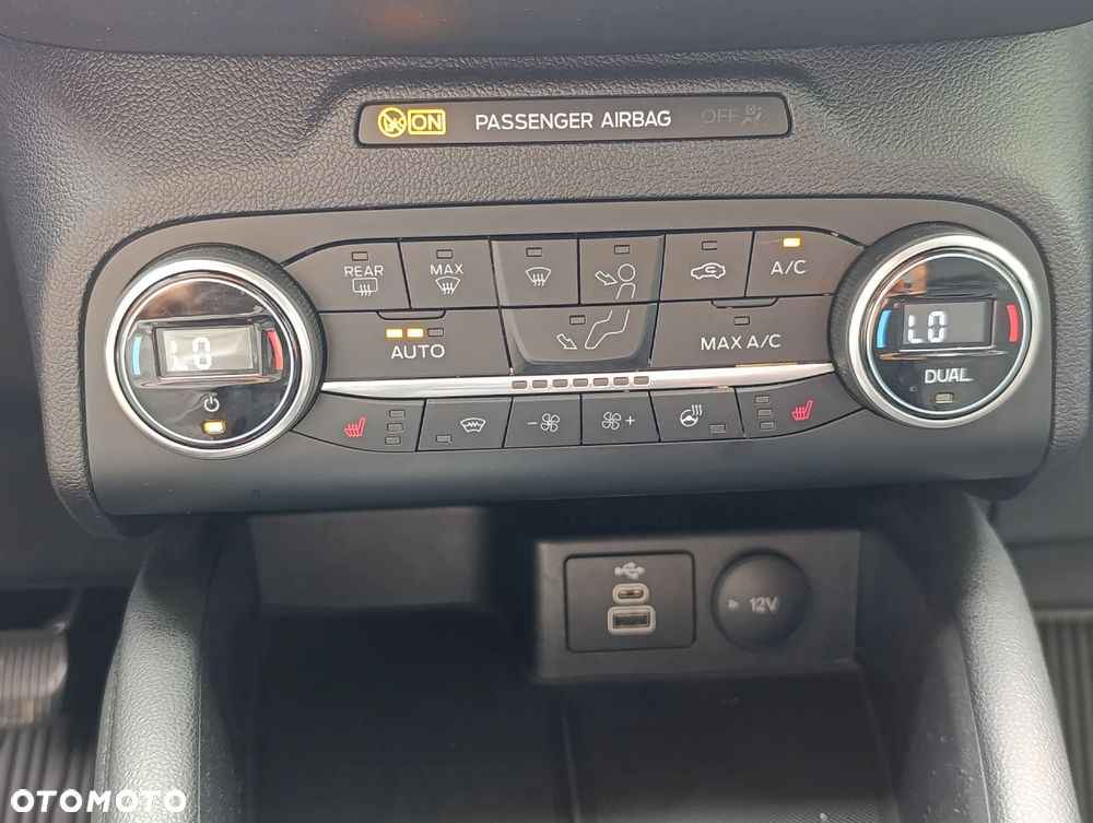 Ford Kuga 2.0 EcoBlue AWD Titanium - 14