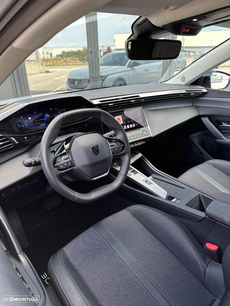 Peugeot 308 1.6 Hybrid Allure e-EAT8 - 19