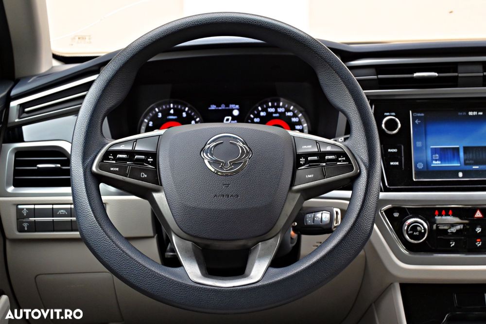 SsangYong Korando - 13
