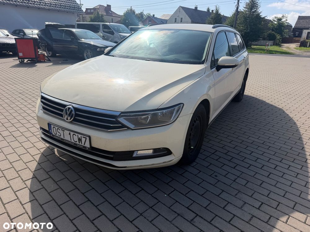 Volkswagen Passat 2.0 TDI SCR DSG - 1