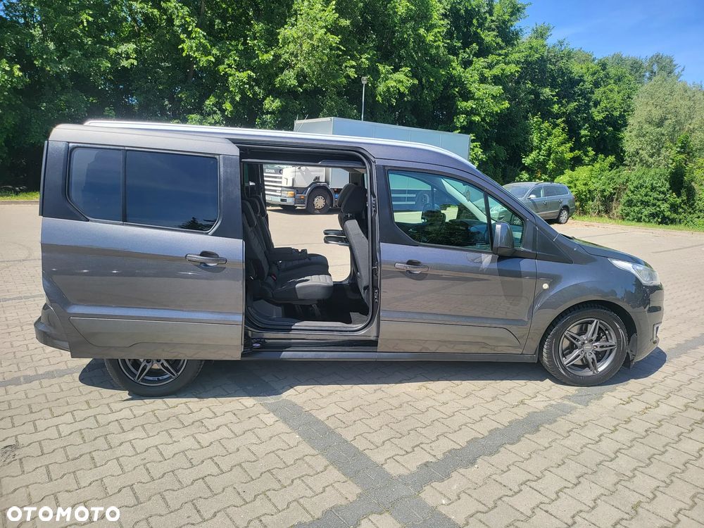 Ford Tourneo Connect Grand - 13