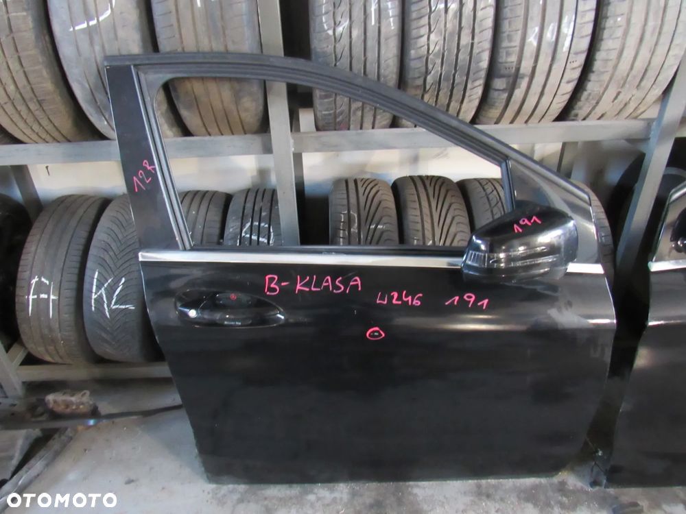 mercedes b klasa w246 przednie prawe drzwi 191 - 1