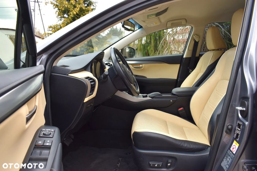 Lexus NX 300h Prestige AWD - 6