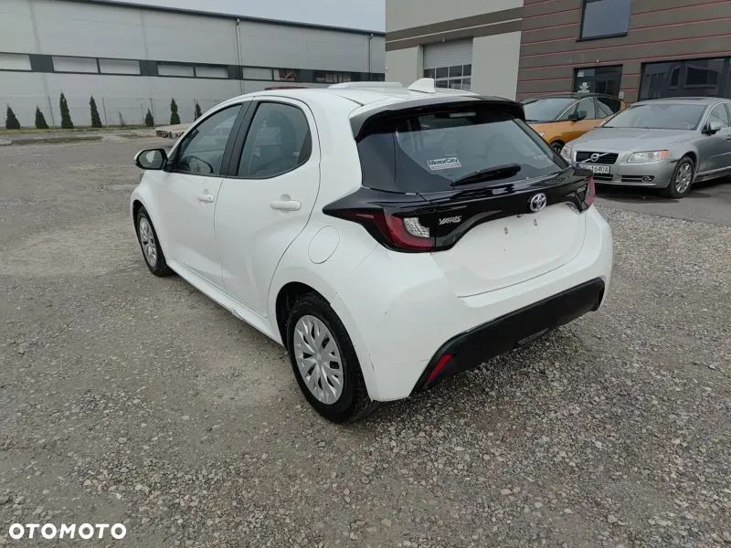 Toyota Yaris Hybrid 1.5 Active - 10