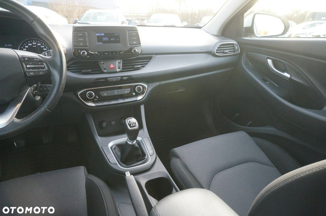 Hyundai i30 - 16