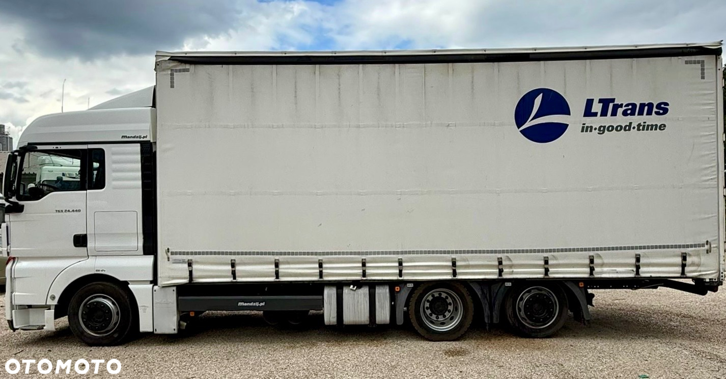 MAN TGX 24.440 XLX AUTOMAT 6x2 JUMBO KLIMA WEBASTO ZABUDOWA ALUMINIOWA HIPOCAR FIRANKA DŁ:7.80m EURO 5 EEV 2013r - 6