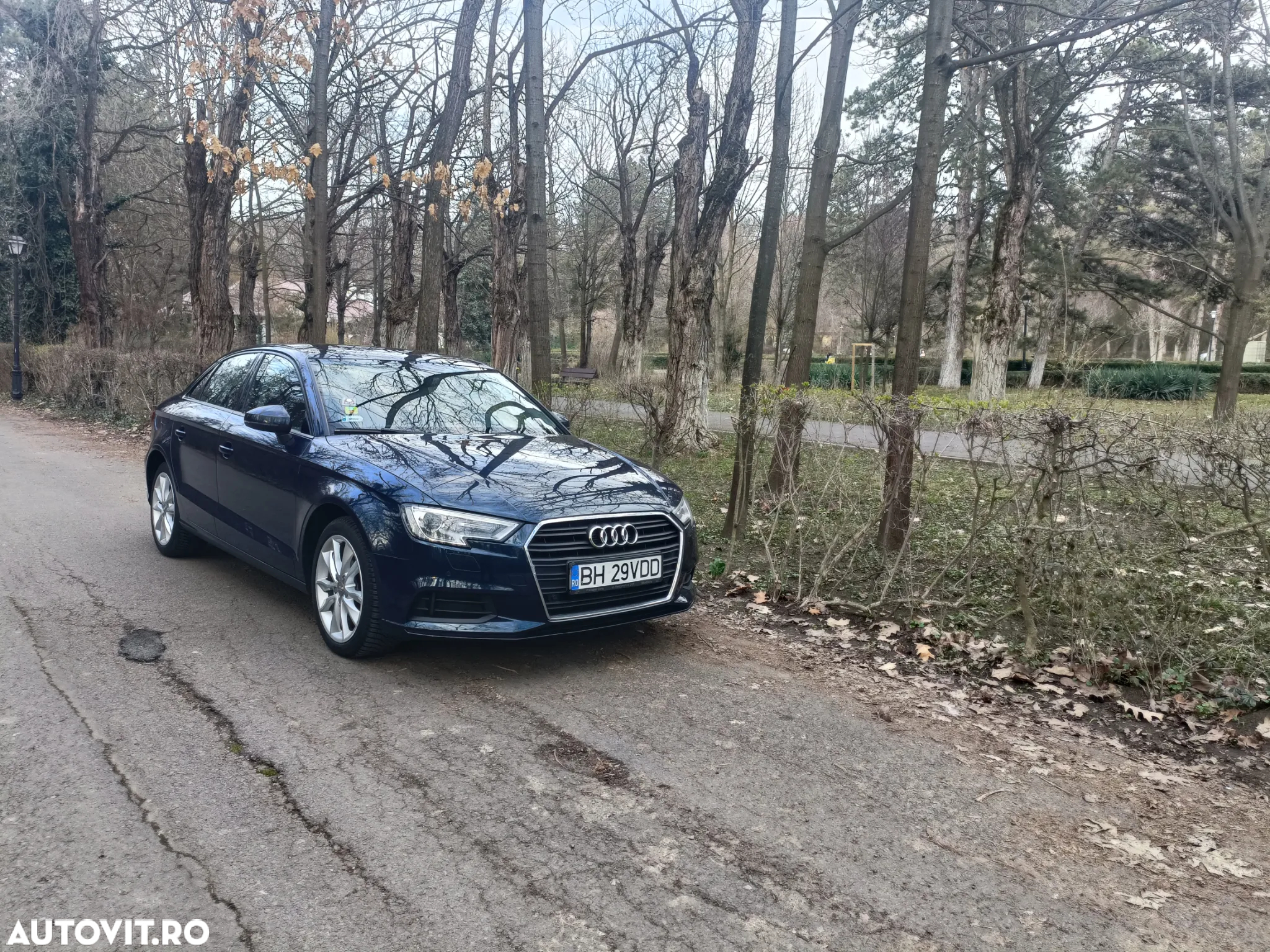 Audi A3 2.0 TDI S tronic Design - 4