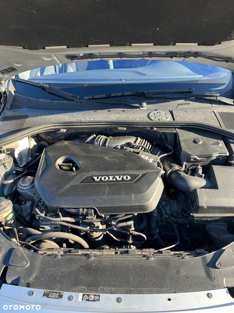 Volvo S60 T4 Powershift Kinetic - 13