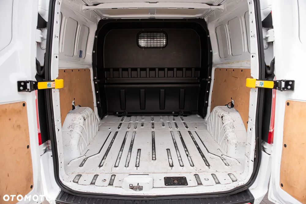 Ford Transit Custom 310 L2H1 Limited - 21