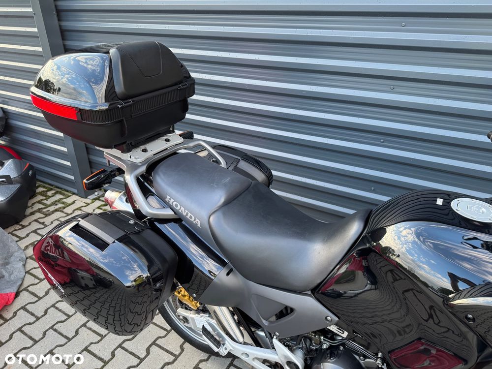 Honda XL - 16