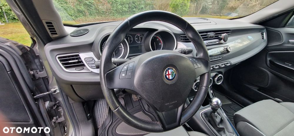 Alfa Romeo Giulietta 2.0 JTDM Distinctive - 18