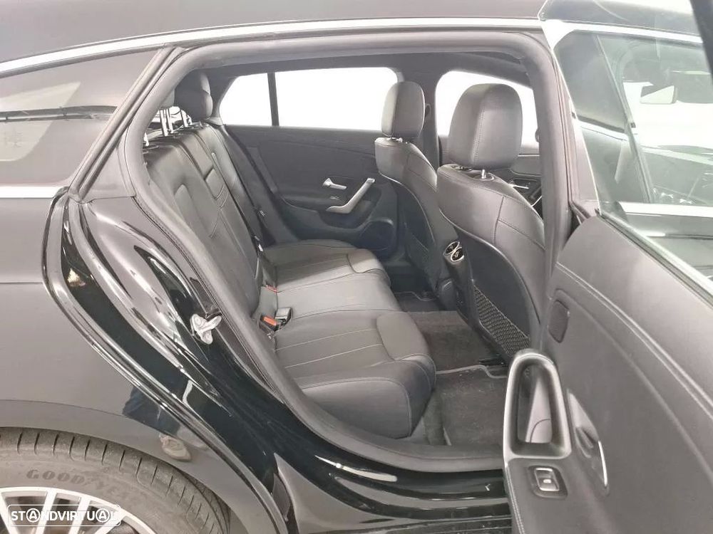 Mercedes-Benz CLA 250 e Shooting Brake Style Plus - 8