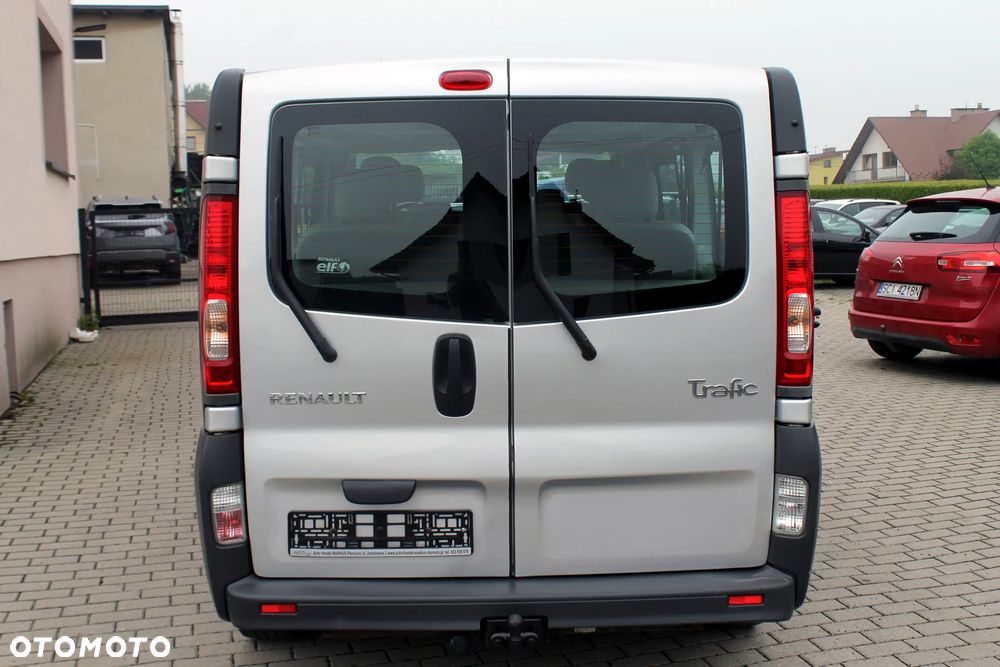 Renault Trafic Passenger L2H1 Expression - 8