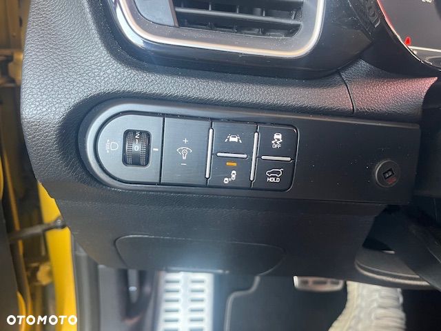 Kia XCeed 1.6 T-GDI L Business Line DCT - 16