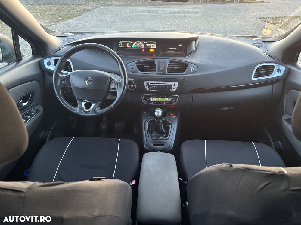 Renault Scenic - 22