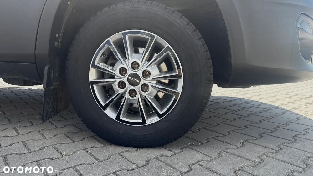 Iveco 35S18HA8/P 3.0 Diesel 180KM AT8 Air Pro Plandeka GSC Zabudowy - 17