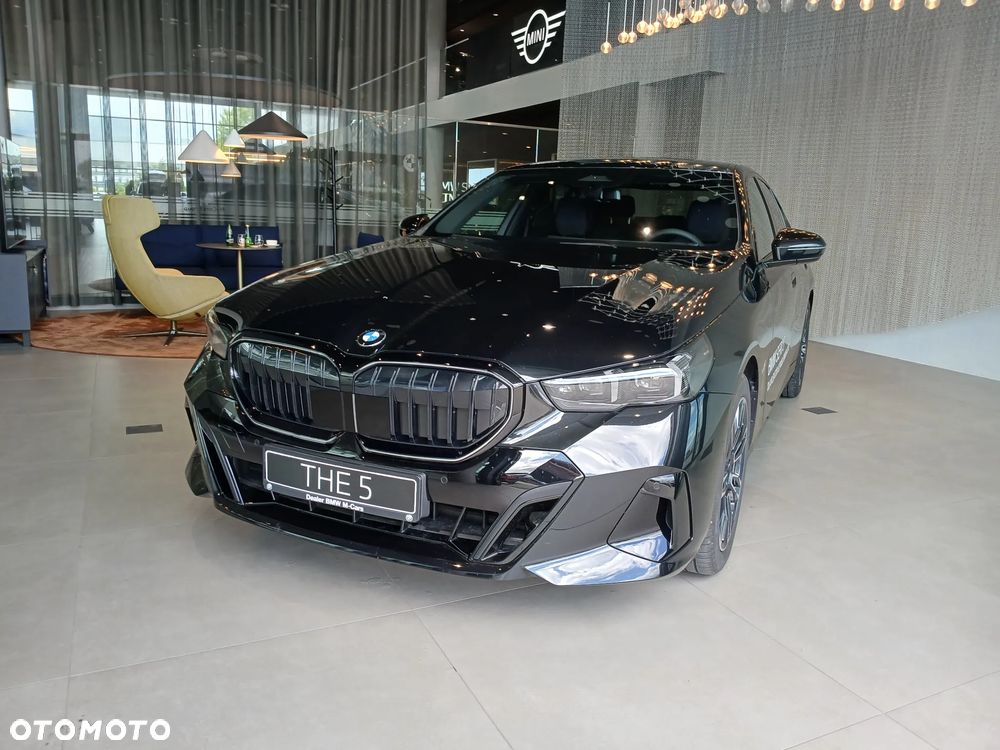 BMW Seria 5 520d mHEV - 2