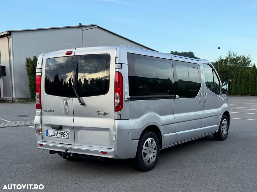 Renault Trafic Passenger L1H1 Authentique - 3