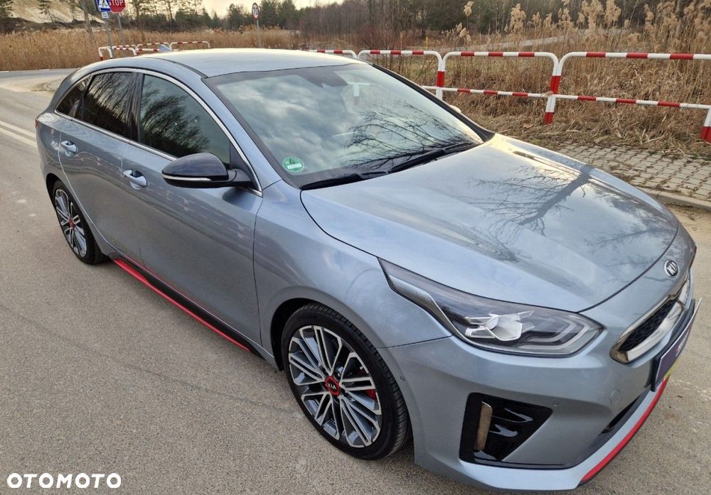 Kia ProCeed 1.6 T-GDI GT - 11